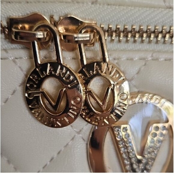 Valentino Orlandi Quilted Vegan Leather Vanity Crossbody Bag Bone White Gold NWT - Picture 3 of 8